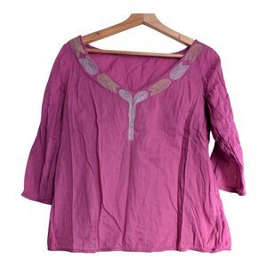 Berry pink gold embroidered v neck 💯 cotton blouse size s